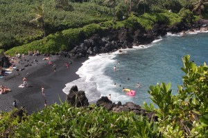 Black Sand Beach (Wai'anapanapa Beach).
